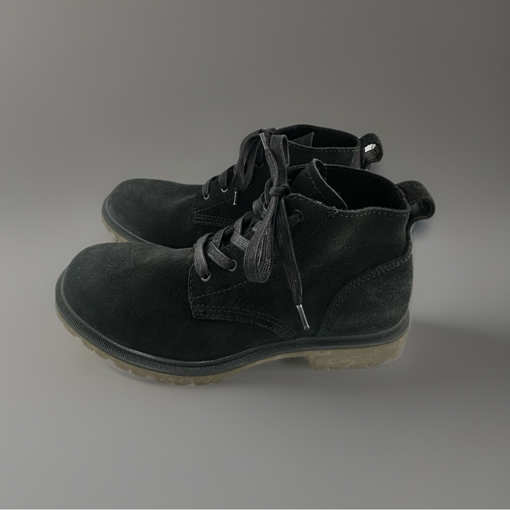 FRYE AND CO. Black Suede Lace-Up Boots